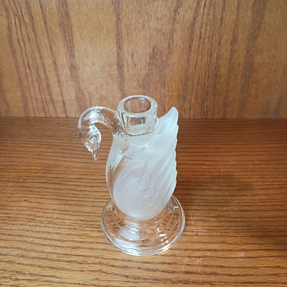 Swan smith glass